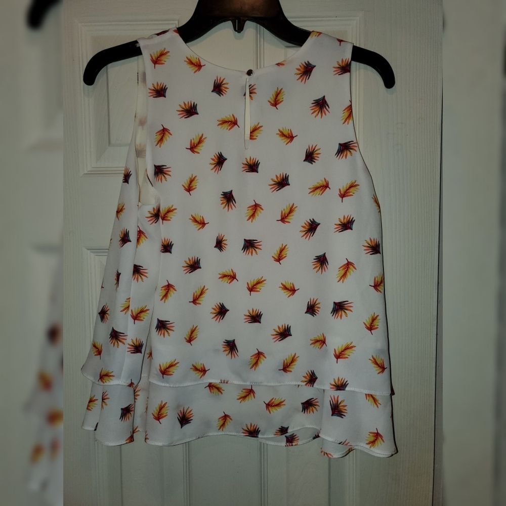 Simply Styled by Sears Top